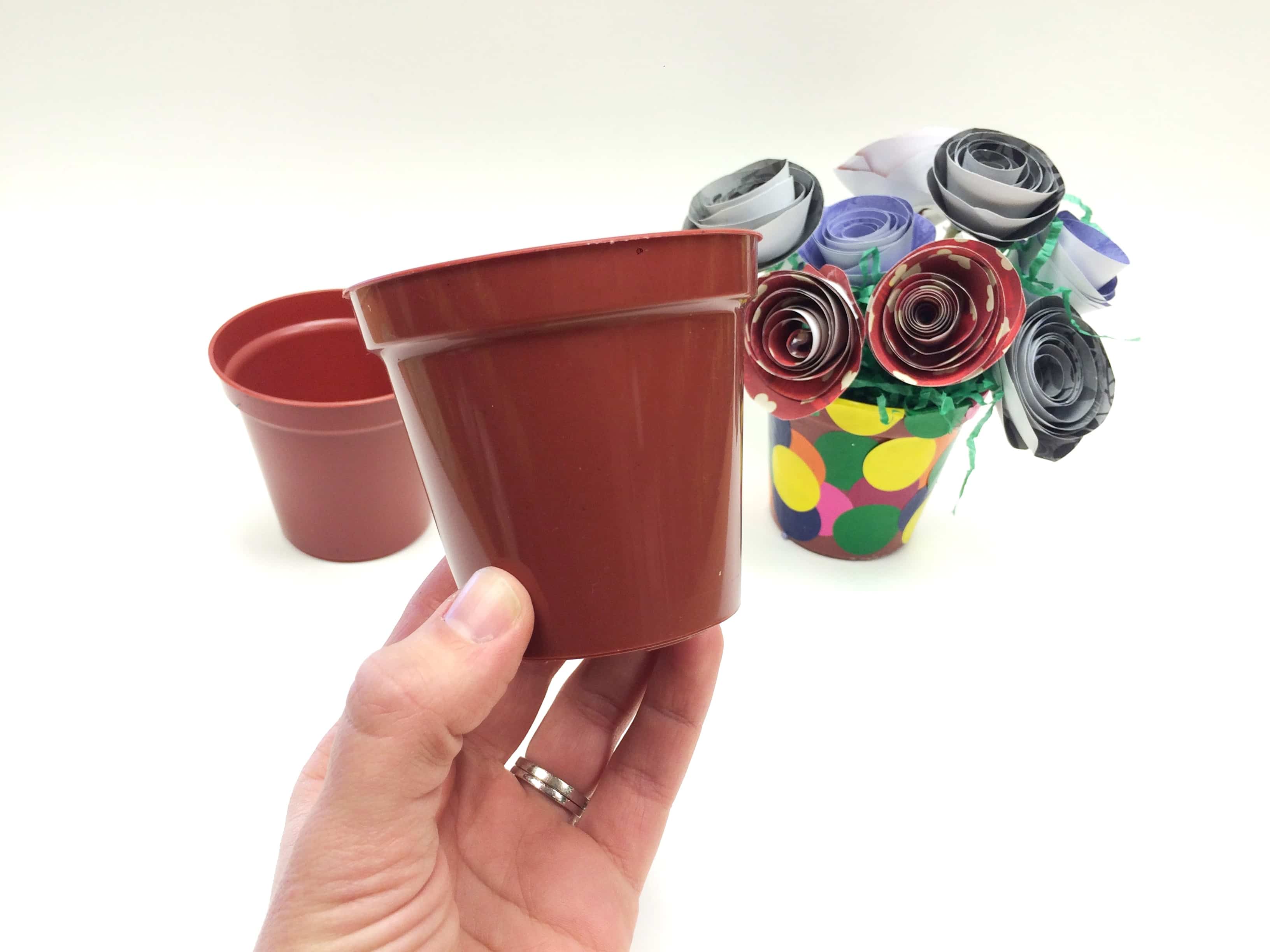 Plastic Flower Pot J&J Crafts